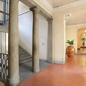 apt-salvia-pauline-suites-palazzo-borghese.it-tuscanyhotel.com/
